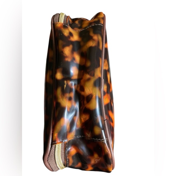 Ulta zip cosmetic vinyl bag with flaws NWT - Picture 2 of 8